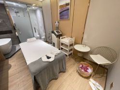 -香港倾城国际·美容美体中心