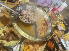 -九记潮汕现切鲜牛肉自助火锅(新开铺店)