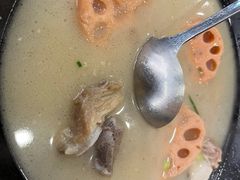 -江城燕子大排档(江汉路步行街店)