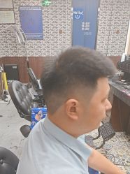 点击看大图 -大人物·男士理发馆