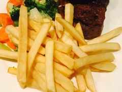 -Geneva日内瓦餐厅(西郊宝成花苑店)