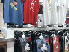 -优衣库(上海颛桥万达广场店)