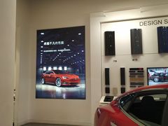 -TESLA 特斯拉(广州天环广场体验店)