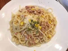 -玛格萝妮比萨屋(四平店)