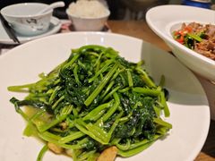 -黄泥岗·地道湖北菜(奥特莱斯店)