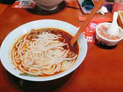 -秤砣砣·湖南粉面馆(青年路店)