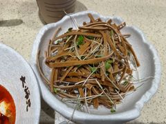 香椿芽豆腐丝-大师兄·手工面·西北菜(美的悦然广场店)