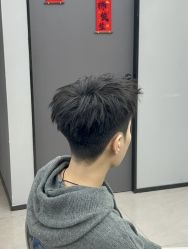 -韩国丽安形象设计