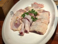 吃稻谷文昌鸡-千岛蚝高压锅生蚝·人参火锅(白云万达店)