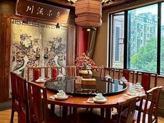 -川流不息·地道川菜·小龙虾(新松江路店)