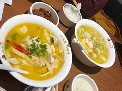-渝是乎酸菜鱼(龙旗购物中心店)