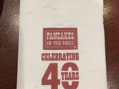 -Pancakes on the rocks(Darling Harbour)