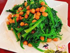 果仁菠菜-伊隆斋(什刹海店)