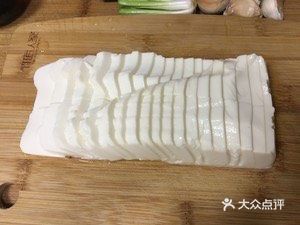 夏天必备的小苞苞清爽皮蛋豆腐