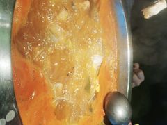 -野山舂·贵州现舂酸汤火锅(鸿通城店)