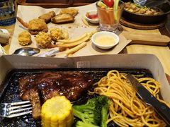 -必胜客(城西银泰店)