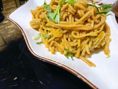 -东口码头·烧鸽子·鱼头泡饼·地方菜(金鹰悦城店)