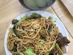 -钢阳酸菜红烧牛肉面(季乐路店)