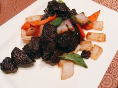 牛肉粒-东方明珠老上海8号餐厅(东方明珠广播电视塔店)