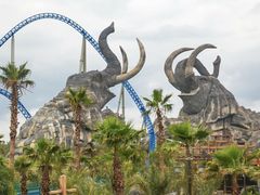 -七彩云南欢乐世界