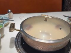 -洪氏嗨捞·猪肚鸡火锅(阳光天地店)