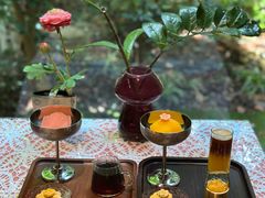 -月亮眼花园餐厅书吧酒吧