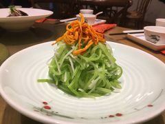 -吴越荣记苏州菜·松鼠桂鱼100%活鱼现做(斜塘老街店)