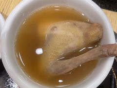 -郑猛记石岐鸽主题餐厅(长江店)