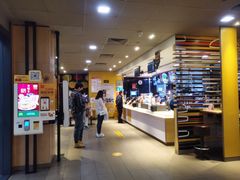 -麦当劳(海岸城店)