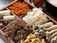 -捞神煲汤火锅(湖滨商业街店)