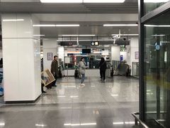 -盈丰路(地铁站)