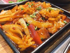 -青瓦炭韩潮烤肉(花园道店)