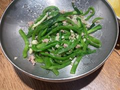 -聚鑫朋酸菜肥肠(文艺路口店)