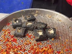 -黑色经典臭豆腐·湖南特产(步行街店)