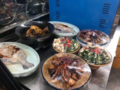 -巷子里小酒馆(繁荣路店)