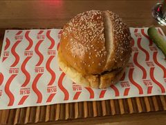 薯条汉堡-悠航SLOWBOAT(三里屯店)