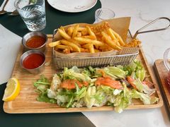 -ins森林童话餐厅coffee&bistro