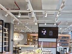 -瑞司视光眼镜·蔡司战略合作眼镜店(新街口店)
