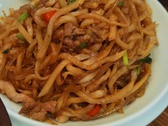 酸萝卜炒粉-满园烤鸭·春饼(中街大悦城店)