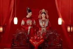 -金色芭莎婚纱摄影(昆山店)