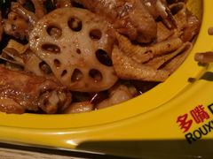 -多嘴超级肉蟹煲(欧亚卖场店)