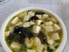 蚌肉豆腐-小六农家乐(崇明西沙湿地店)