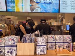 -霸王茶姬(上海静安大悦城店)