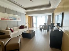 -上海宝华万豪酒店
