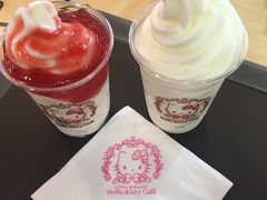 -Hello Kitty Cafe(弘大店)