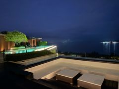 -瑰丽酒店·海吧·天际下午茶·现场DJ·天台酒吧
