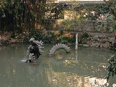 -汇龙潭