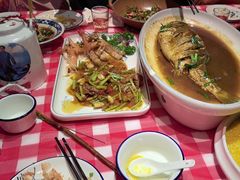 -鱼满舱·鲜活海鲜·正宗鲁菜