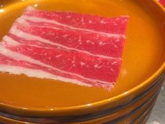 -牛YO寿喜烧·铁板烧和牛火锅自助(市府恒隆店)