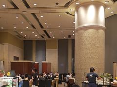 -怡聚轩全日制自助餐厅(大中华喜来登酒店)